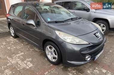 Хэтчбек Peugeot 207 2008 в 