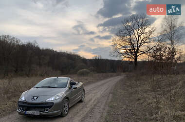 Кабриолет Peugeot 207 2008 в 