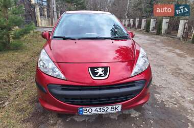 Хетчбек Peugeot 207 2007 в 