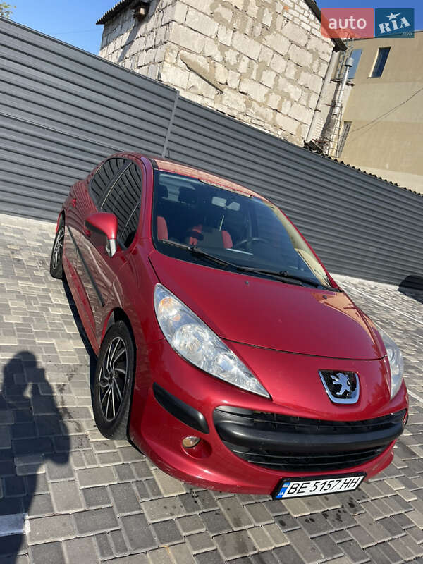 Хетчбек Peugeot 207 2007 в Миколаєві