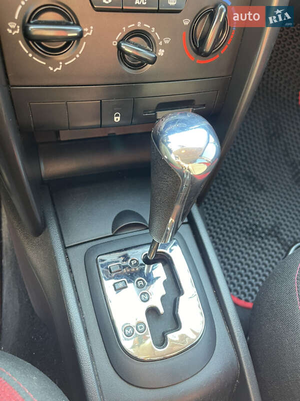 Хетчбек Peugeot 207 2007 в Миколаєві