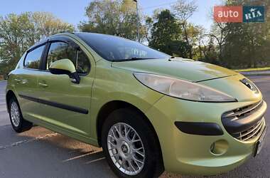 Хэтчбек Peugeot 207 2007 в Кропивницком