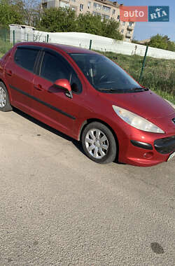 Хэтчбек Peugeot 207 2006 в 