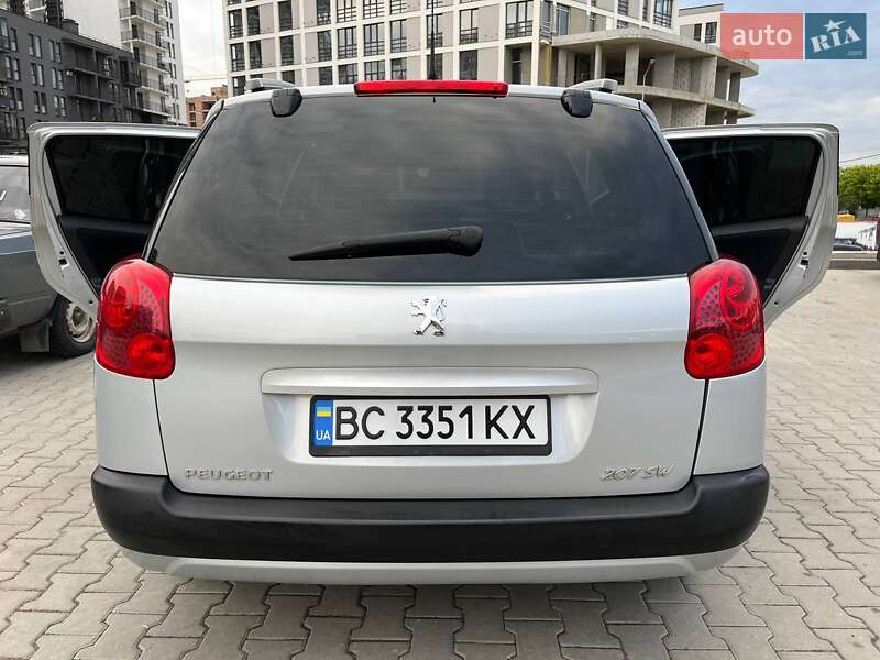 Универсал Peugeot 207 2009 в Львове