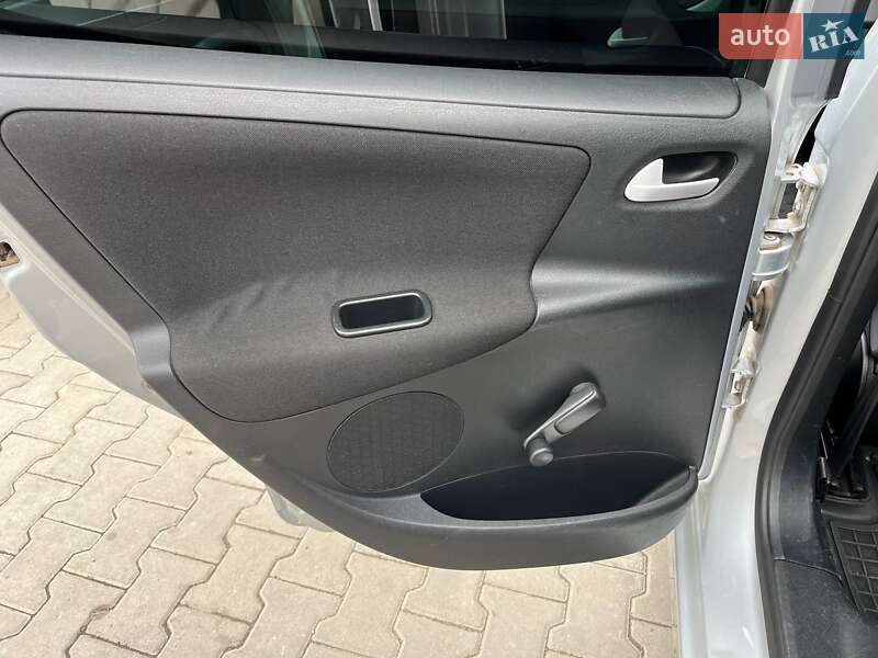 Универсал Peugeot 207 2009 в Львове