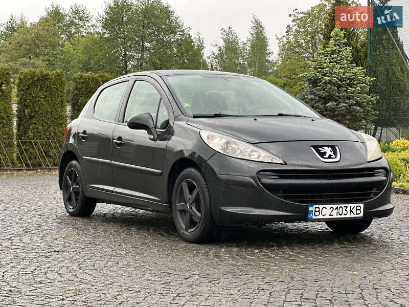 Хетчбек Peugeot 207 2009 в Жовкві