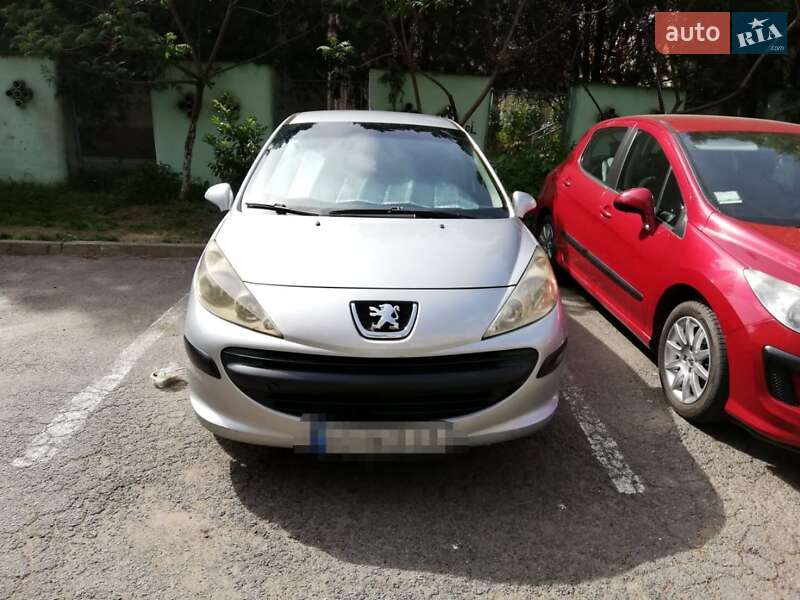 Peugeot 207 2006