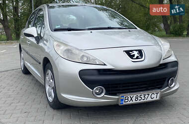 Хетчбек Peugeot 207 2007 в 