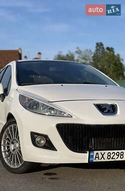 Хэтчбек Peugeot 207 2012 в Харькове