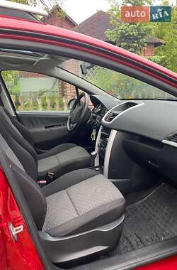 Універсал Peugeot 207 2009 в 
