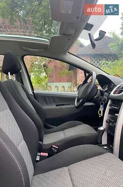 Універсал Peugeot 207 2009 в 