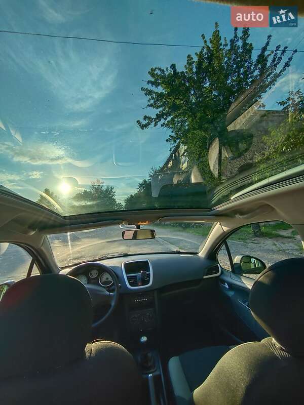 Peugeot 207 2008