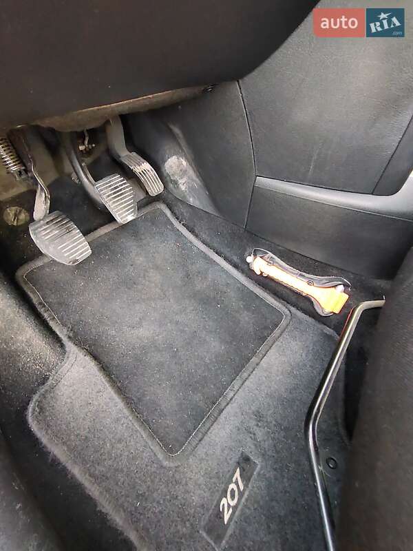 Універсал Peugeot 207 2008 в Кам'янському
