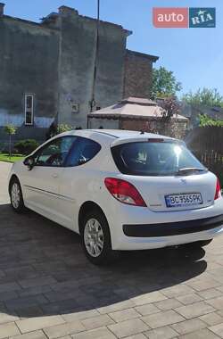 Хэтчбек Peugeot 207 2011 в 