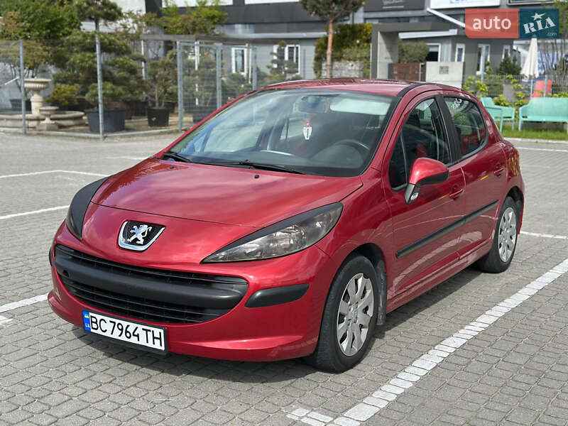 Хэтчбек Peugeot 207 2006 в Львове