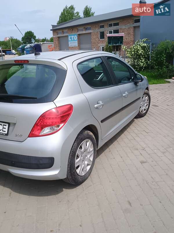 Хетчбек Peugeot 207 2009 в Богородчанах