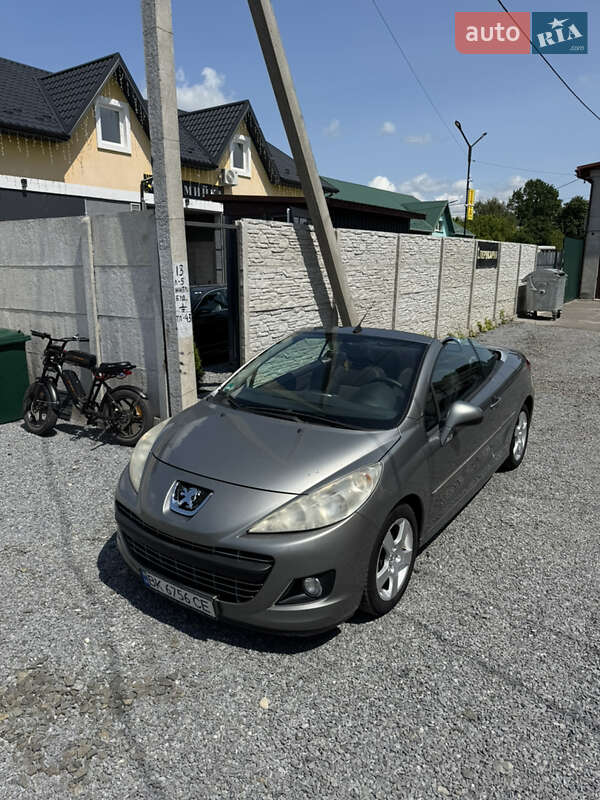 Кабріолет Peugeot 207 2010 в Млиніві фото 4 Кабріолет Peugeot 207 2010 в Млиніві