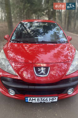 Хэтчбек Peugeot 207 2008 в 