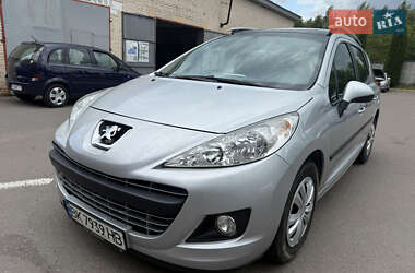 Універсал Peugeot 207 2010 в Рівному
