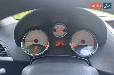 Хетчбек Peugeot 207 2010 в 