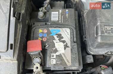 Хетчбек Peugeot 207 2010 в 