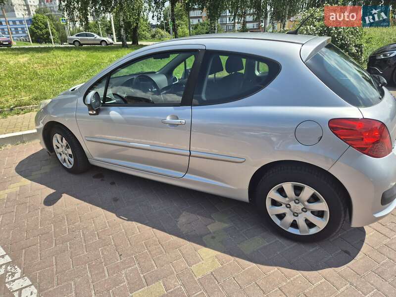 Хетчбек Peugeot 207 2007 в Хмельницькому