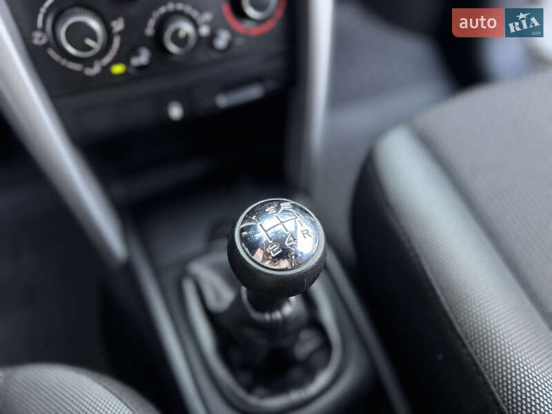 Хетчбек Peugeot 207 2011 в Києві