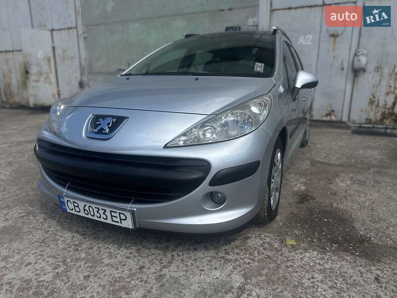 Універсал Peugeot 207 2008 в Чернігові