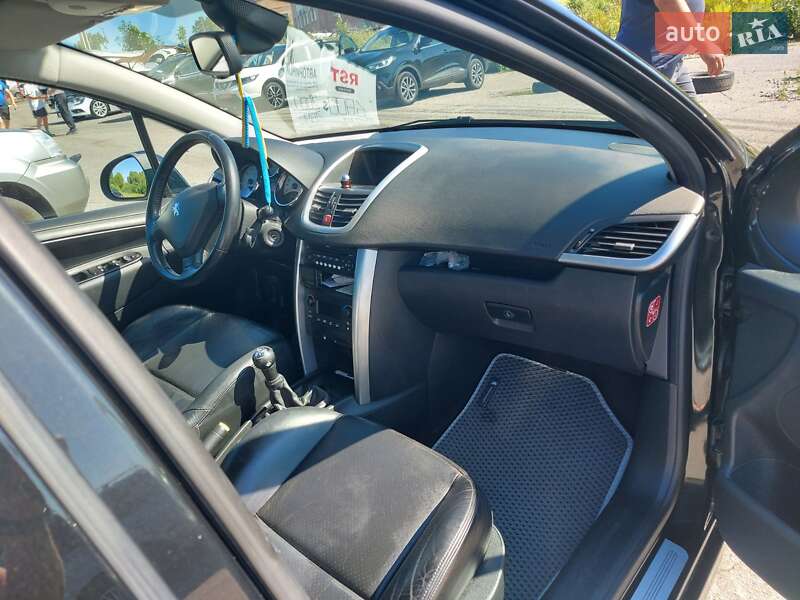Хэтчбек Peugeot 207 2007 в Полтаве