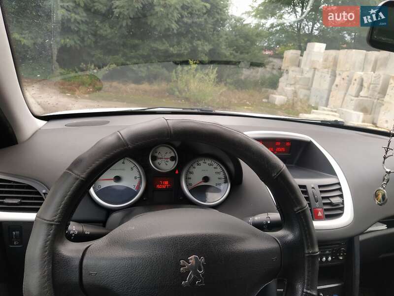 Универсал Peugeot 207 2009 в Стрые
