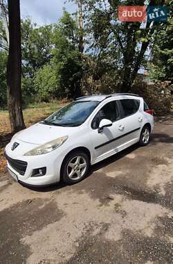Універсал Peugeot 207 2010 в Смілі
