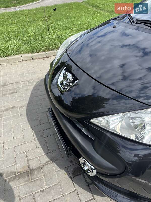Хэтчбек Peugeot 207 2007 в Львове