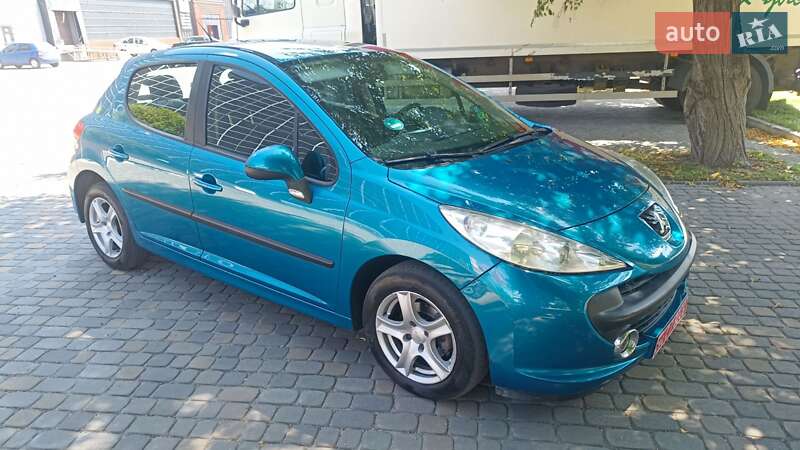 Peugeot 207 2008 Peugeot 207 2008