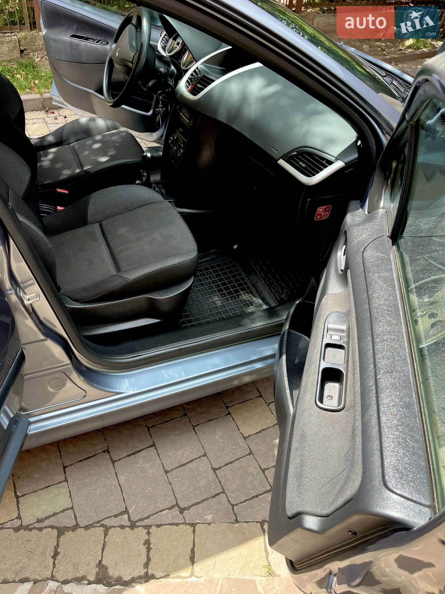 2011 Peugeot 207 - мініатюра 8