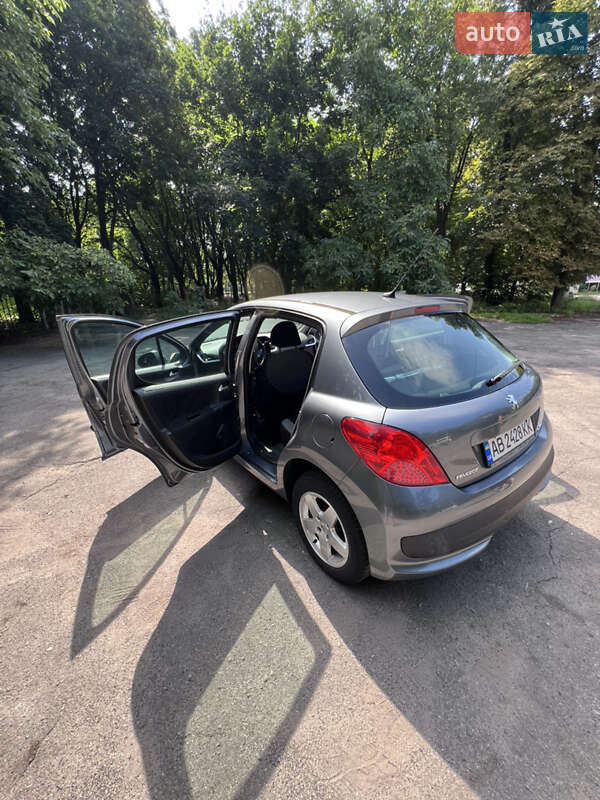 Хетчбек Peugeot 207 2009 в Вінниці