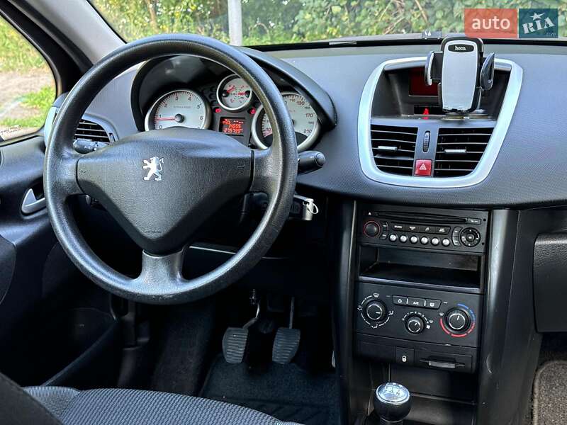 Универсал Peugeot 207 2009 в Виннице