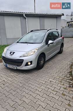 Универсал Peugeot 207 2010 в Луцке