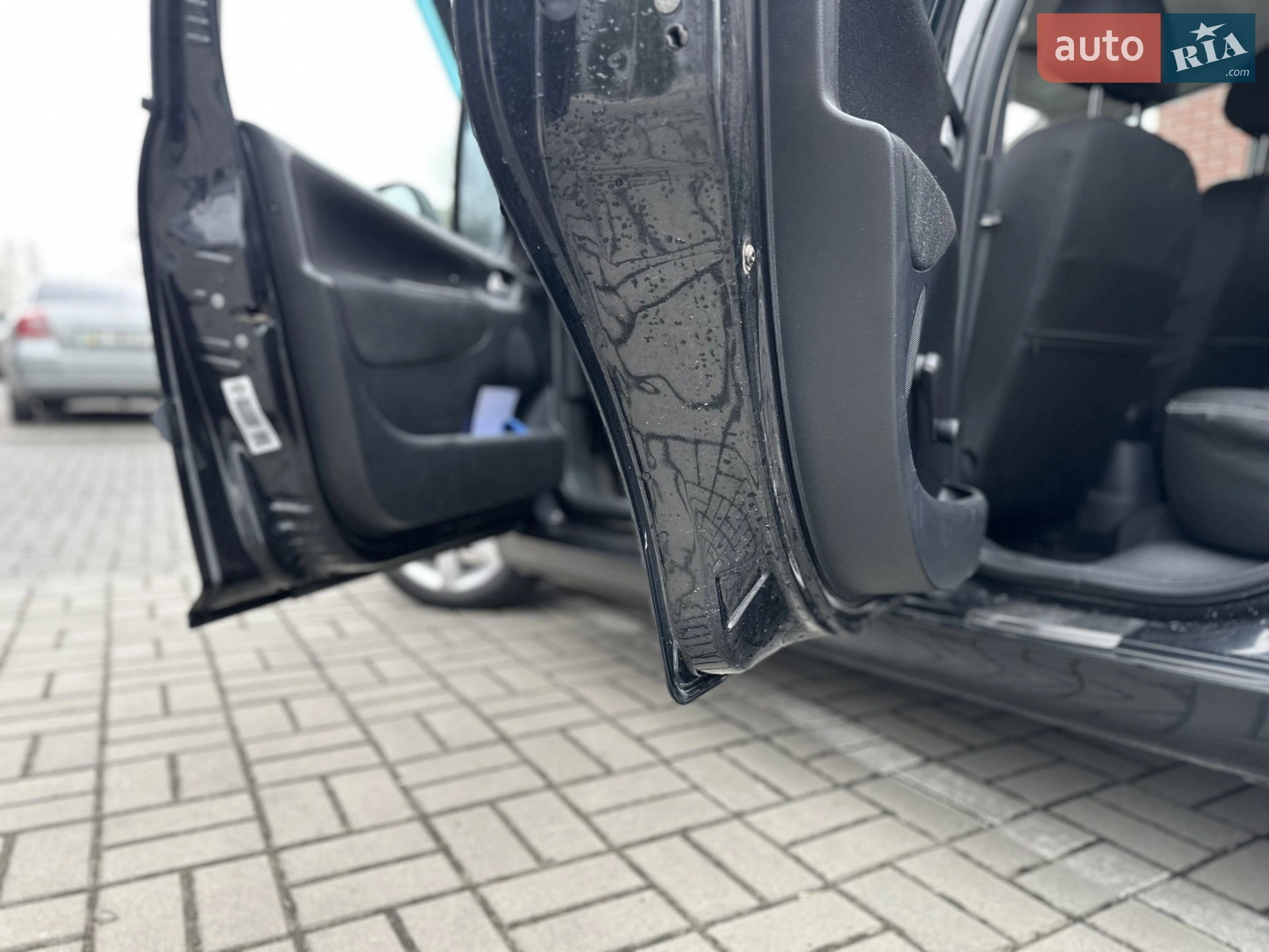 2010 Peugeot 207 - мініатюра 11