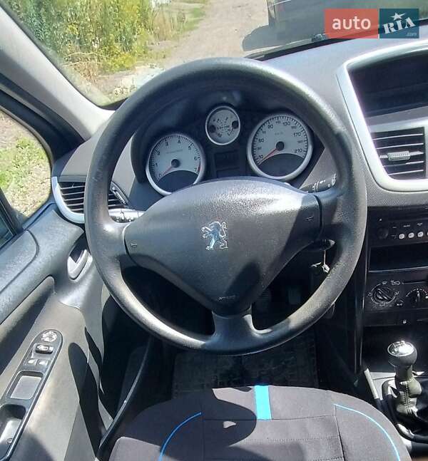 Універсал Peugeot 207 2008 в Чернівцях