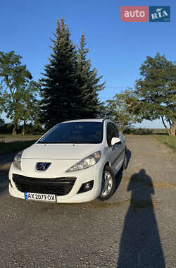 Хэтчбек Peugeot 207 2010 в Чугуеве