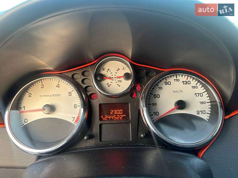 Универсал Peugeot 207 2010 в Львове