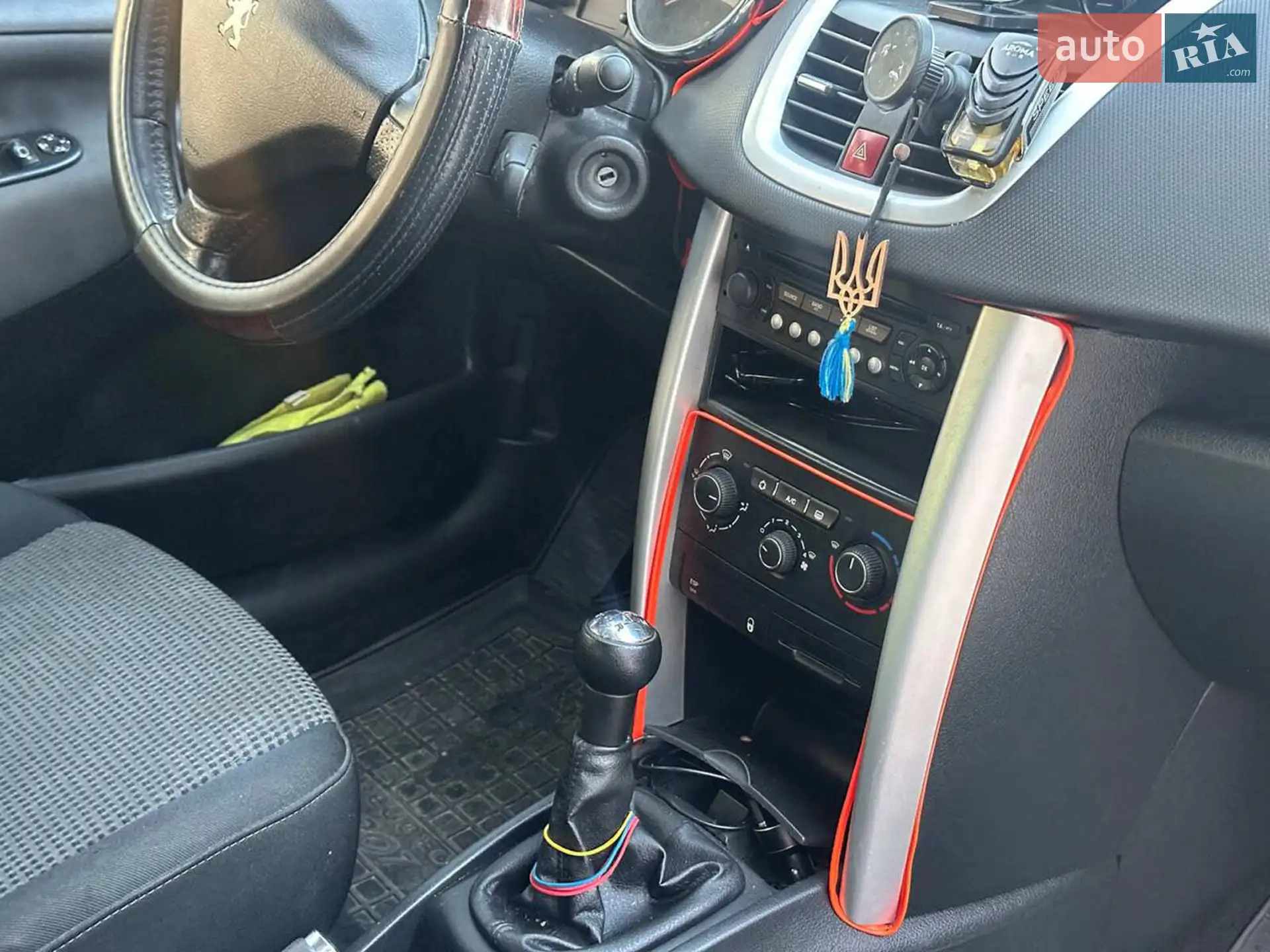 2010 Peugeot 207 - мініатюра 27