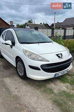 Хэтчбек Peugeot 207 2008 в Луцке