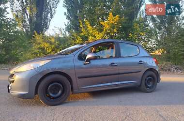 Хэтчбек Peugeot 207 2007 в Полтаве