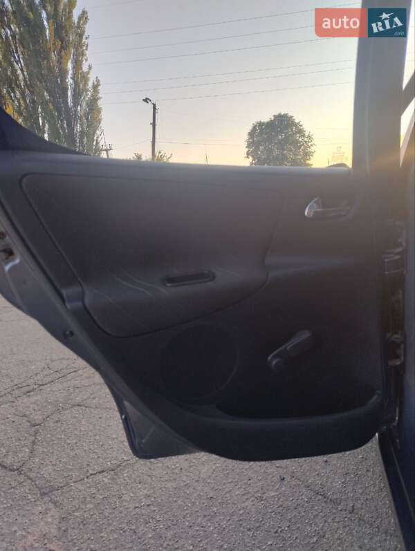 Хетчбек Peugeot 207 2007 в Полтаві фото 3 Хетчбек Peugeot 207 2007 в Полтаві