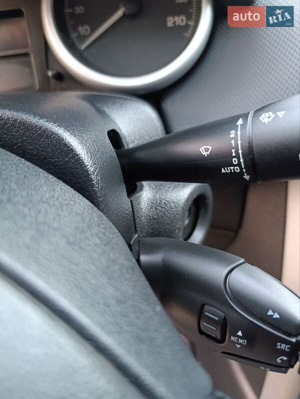 Хэтчбек Peugeot 207 2011 в Кривом Роге фото 11 Хэтчбек Peugeot 207 2011 в Кривом Роге