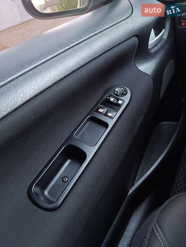 Хэтчбек Peugeot 207 2011 в Кривом Роге фото 24 Хэтчбек Peugeot 207 2011 в Кривом Роге
