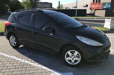 Универсал Peugeot 207 2008 в Сарнах