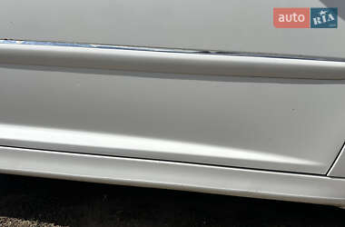 Хетчбек Peugeot 207 2011 в 