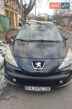 Хэтчбек Peugeot 207 2008 в Киеве